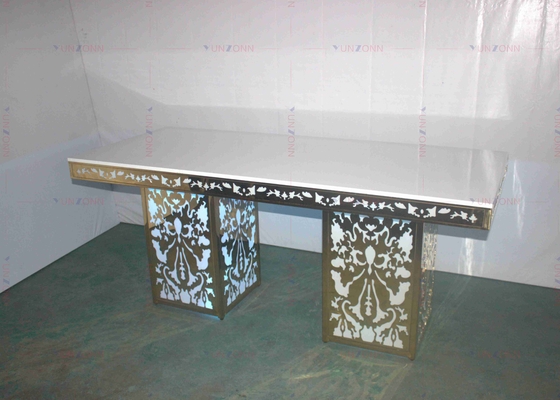 Stylistyczny oświetlony stół pubowy Zestaw krzeseł stołowych pubowych 4000X1200X750mm