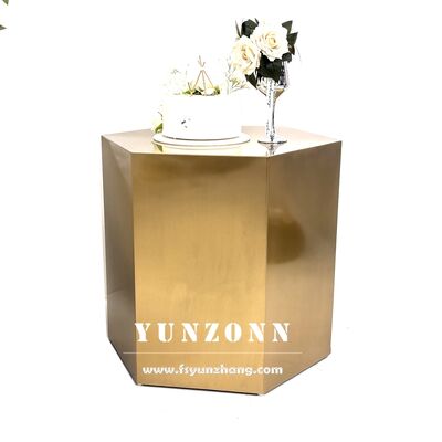 Dobra cena Nowoczesny metalowy stolik na tort w kształcie sześciokąta, nowy design, meble do domu i ogrodu z zastosowaniem zewnętrznym do siedzenia, przechowywania, stołek na sprzedaż w Internecie