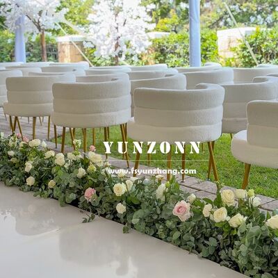 Dobra cena Nowoczesna biała sofa modułowa z wełny jagnięcej, półokrągła, zakrzywiona kanapa do salonu, półokrągły design sofy w Internecie