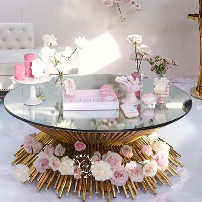 Dobra cena Boska Luksusowa Ława z Metalową Podstawą i Lustrzanym Blatem, Designerski Mebel do Salonu i Dekoracja Domu w Internecie