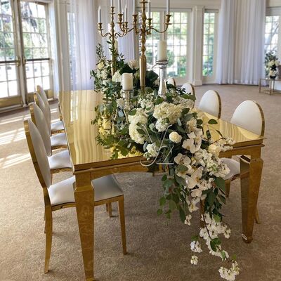 Dobra cena Nowoczesny stół jadalny z podstawą ze stali nierdzewnej Tempered Glass Top for Home Restaurant Hotel Outdoor Wykonany z marmuru w Internecie