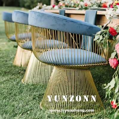 Dobra cena Relaksujący fotel z tkaniny Nouveau Wire Krzesło do jadalni z aksamitu z ramą ze stali nierdzewnej Nowy design do salonu Hotel Restauracja w Internecie